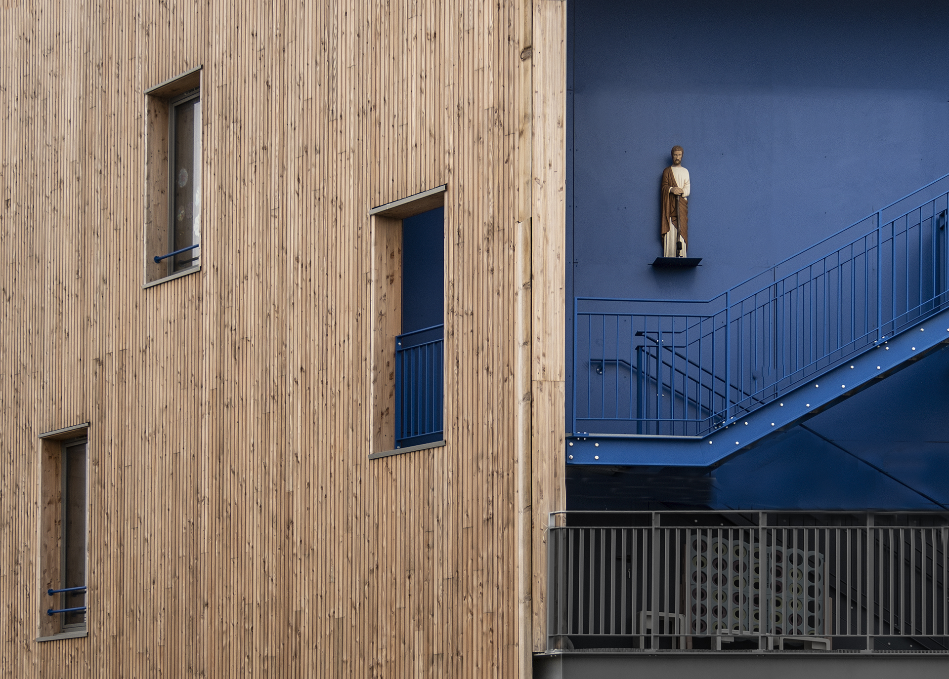 Joan M Rubió. TRES FINESTRES