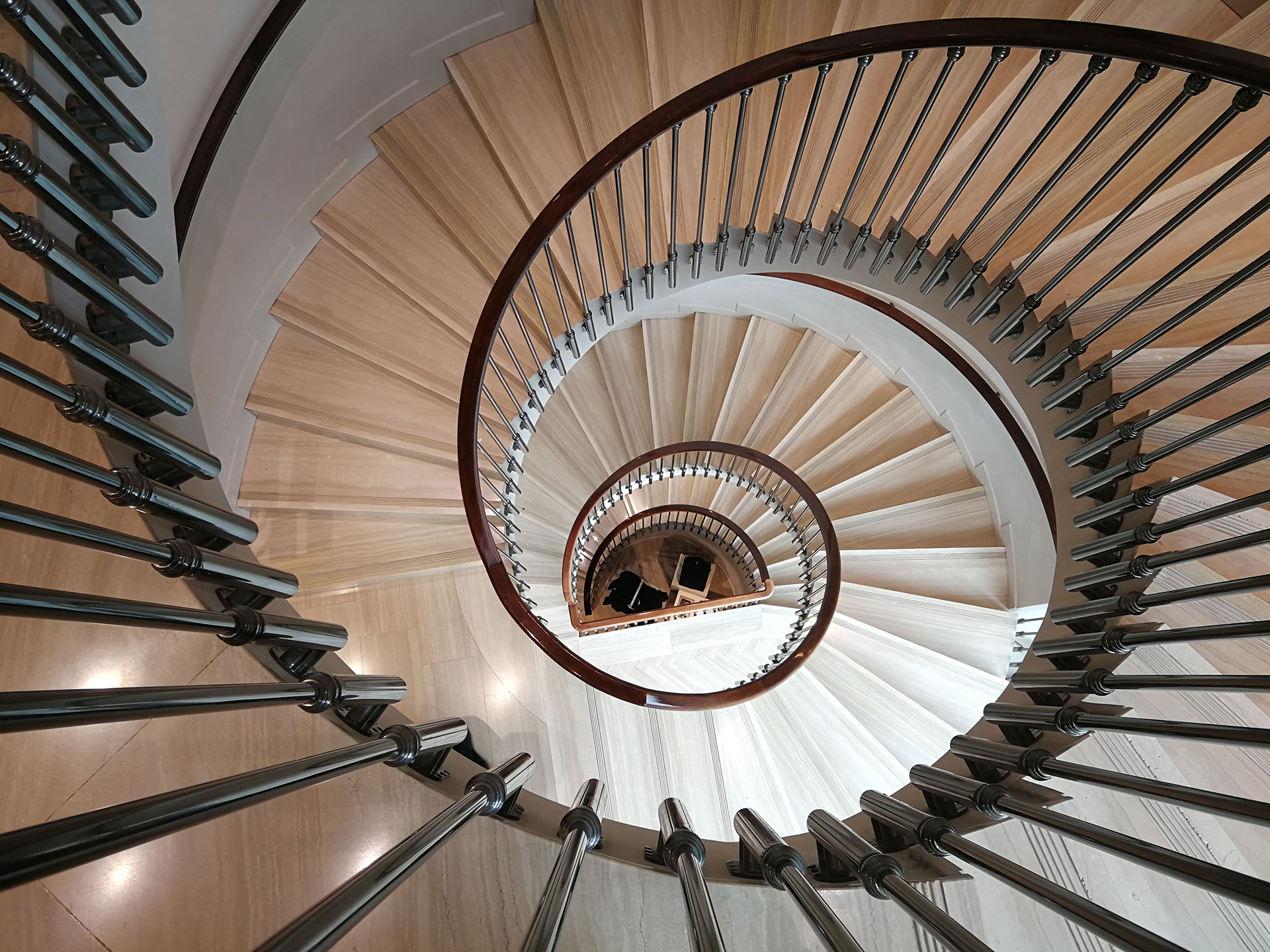 Rosa Martí. ESCALA CARGOL 2