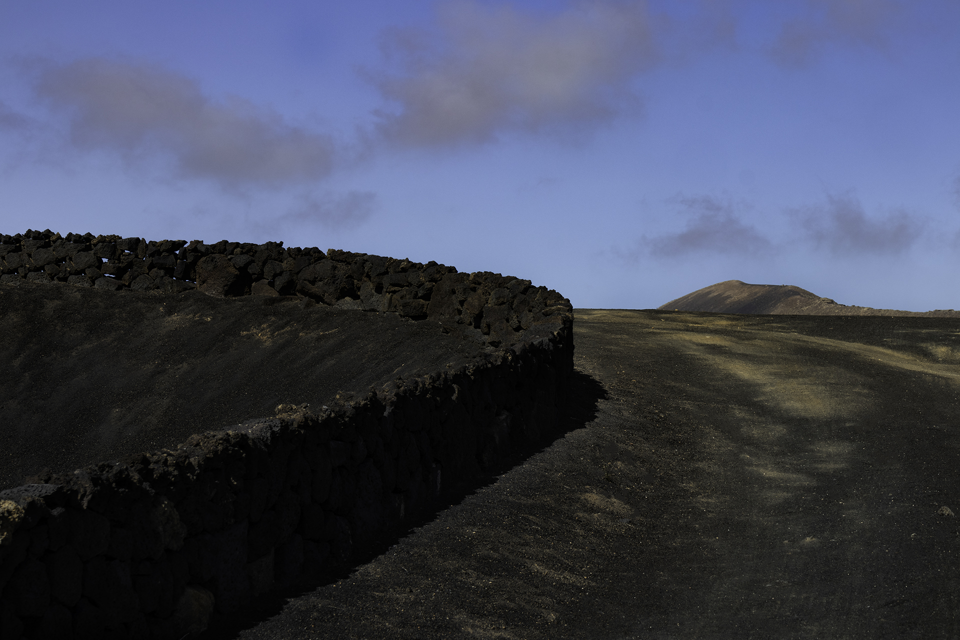 Rosa Colomé. Terres-volcaniques-2