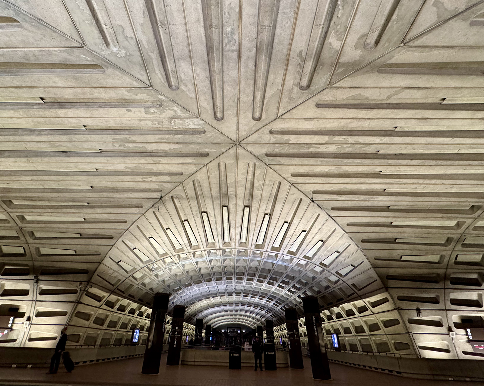 Angels Santesmasses. GEOMETRIA 1