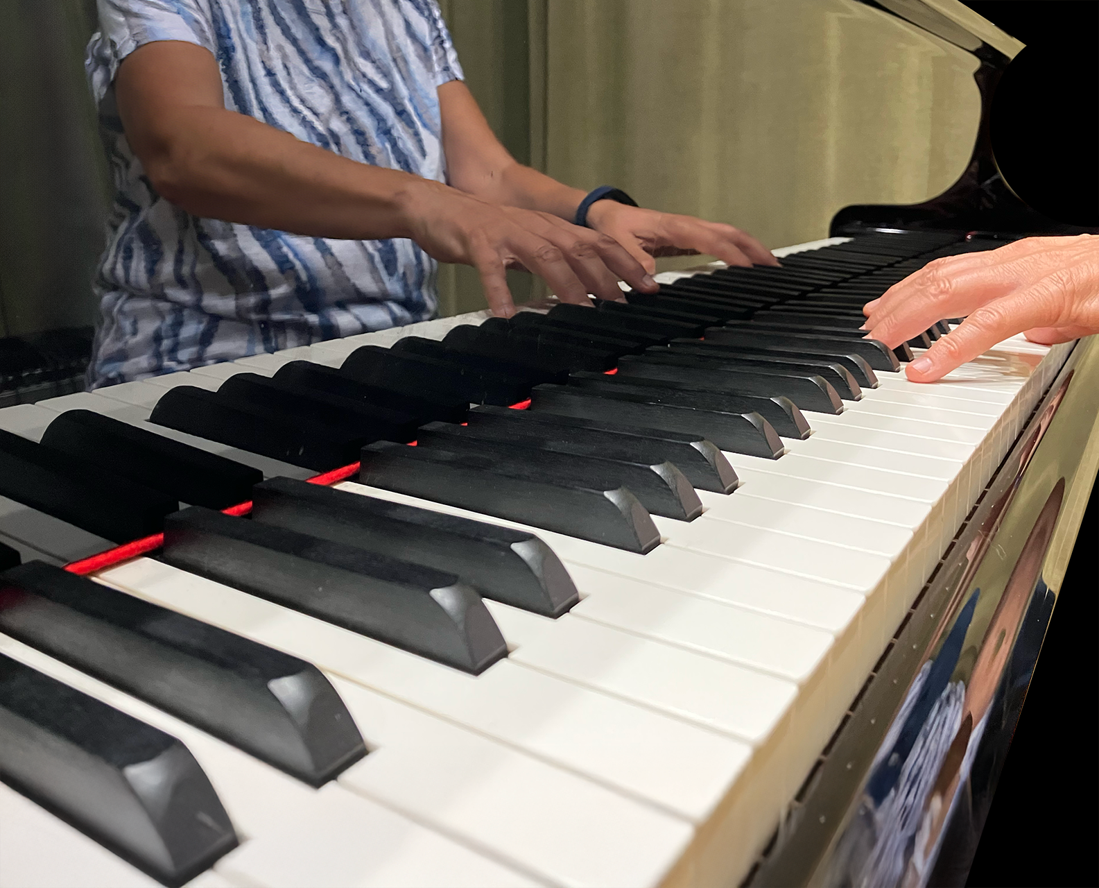 Laura Pascual. A QUATRE MANS